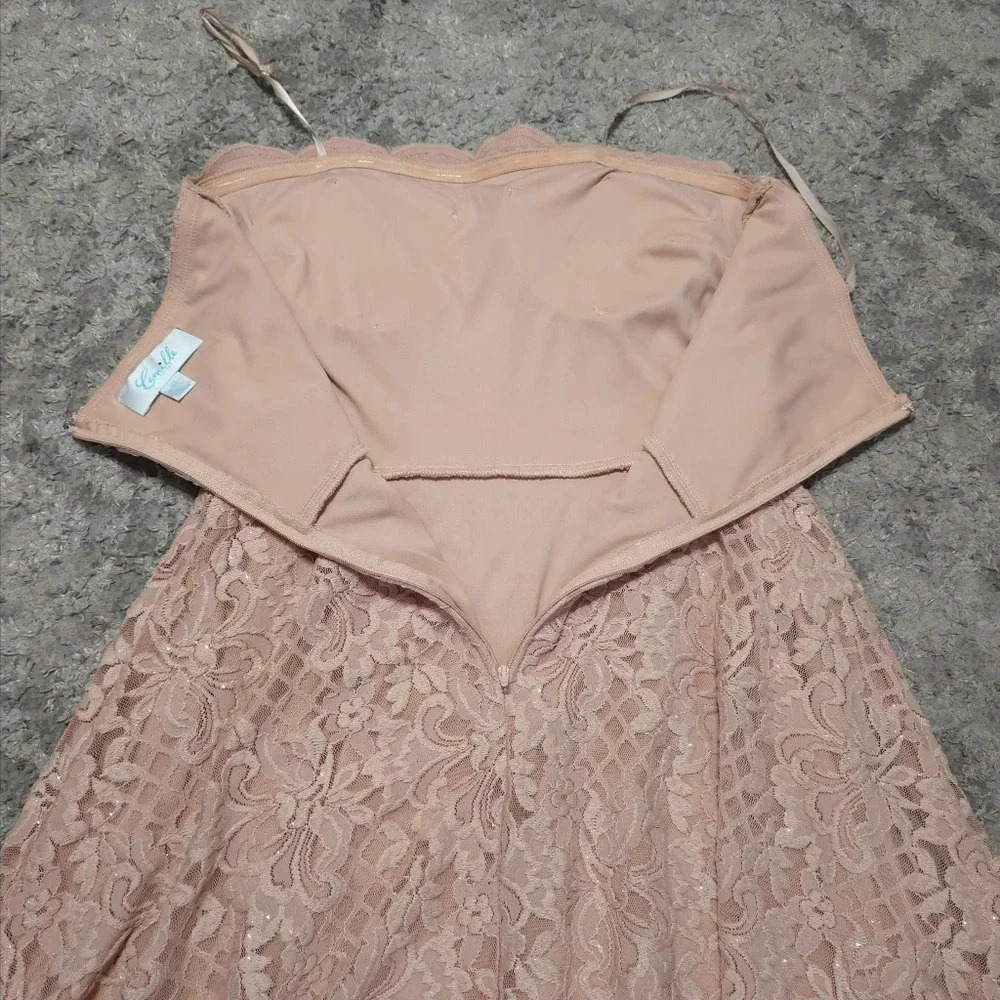 ✨️4/$20. Juniors Scalloped Lace High-Low Cocktail & Wedding Guest Formal Dress - Picture 10 of 16